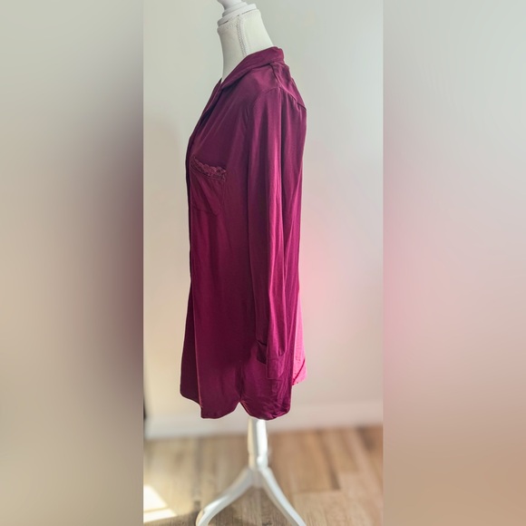 Women's Burgundy Button-Down Nightshirt - Size M/L - Picture 2 of 4
